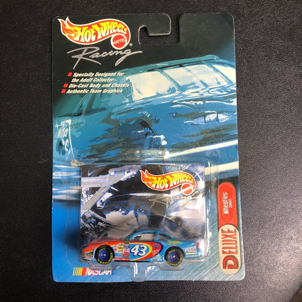 Hot Wheels Racing Wheaties car 1999 (vintage)